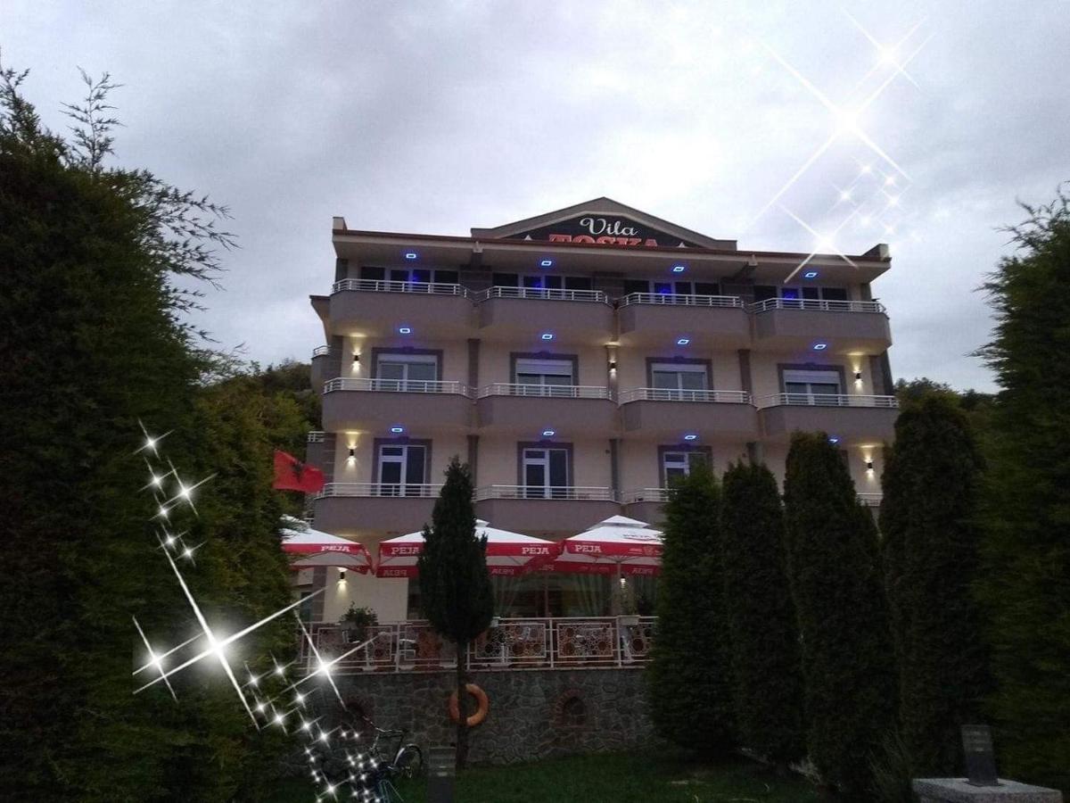 Hotel Vila Toska Piskupat Экстерьер фото