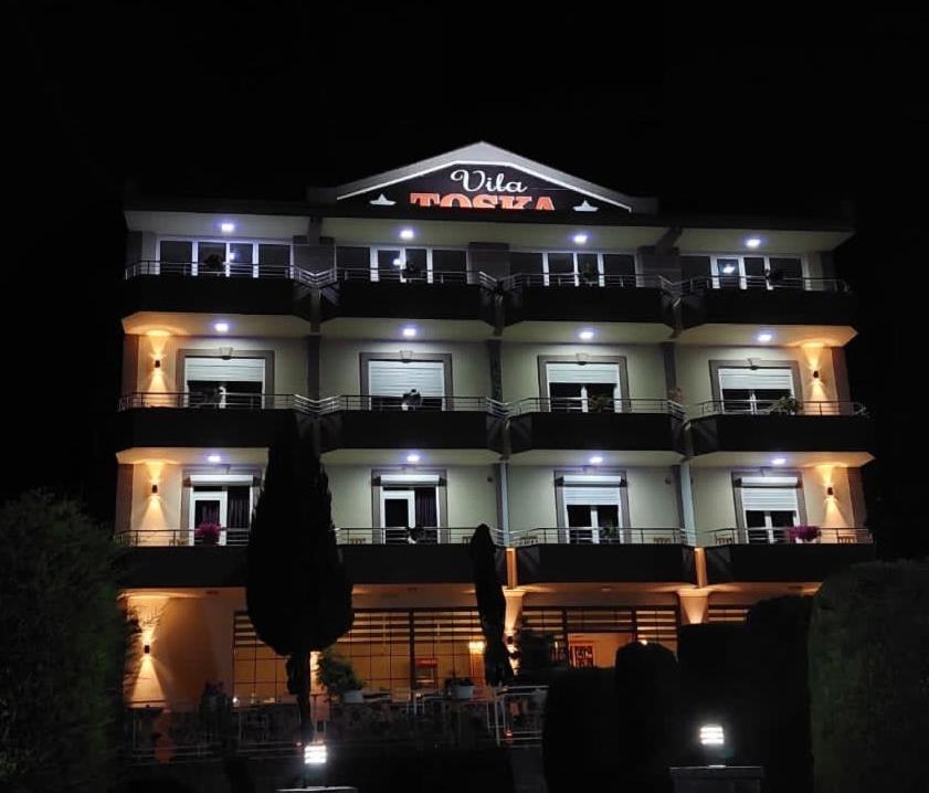 Hotel Vila Toska Piskupat Экстерьер фото