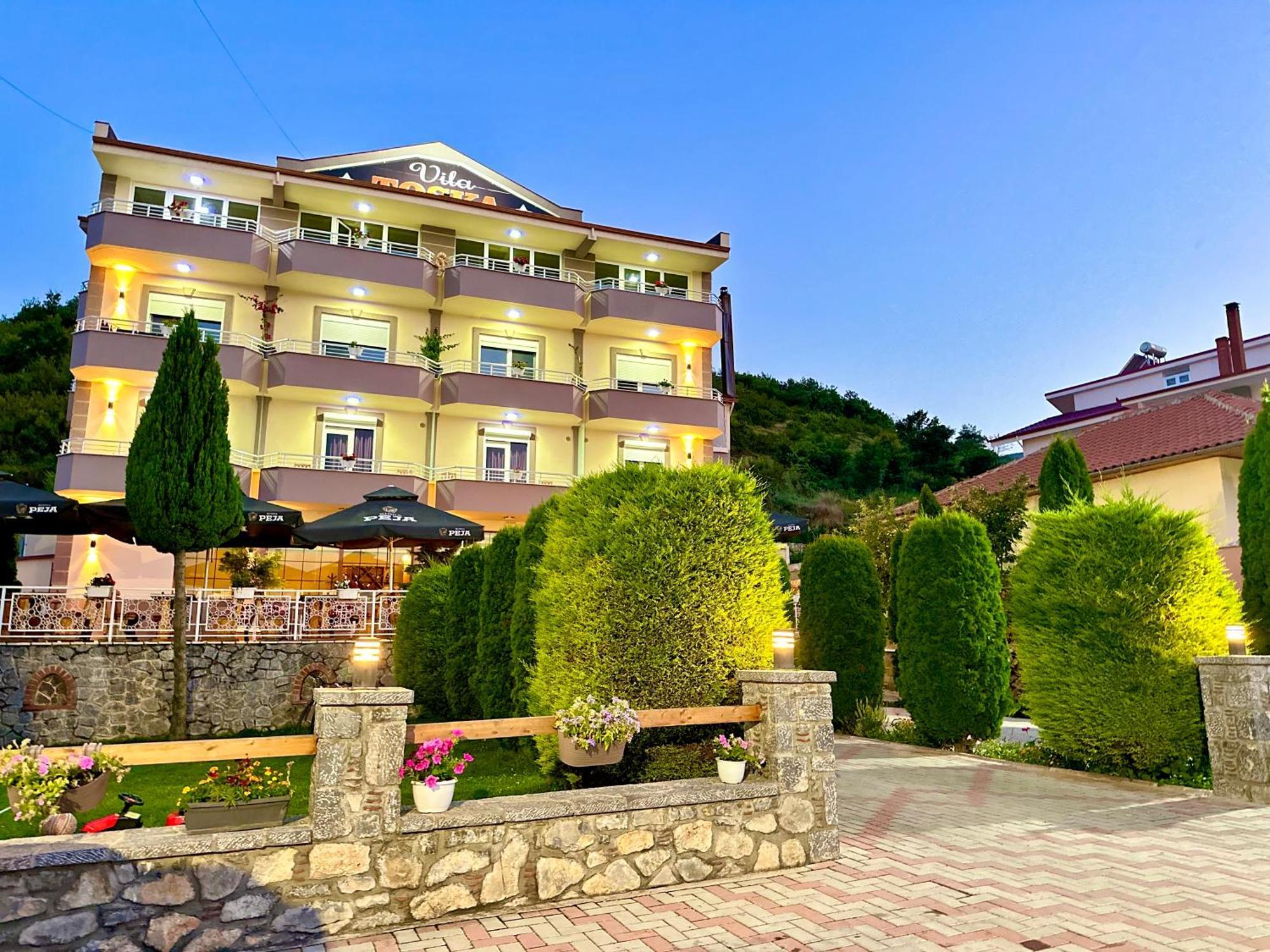 Hotel Vila Toska Piskupat Экстерьер фото