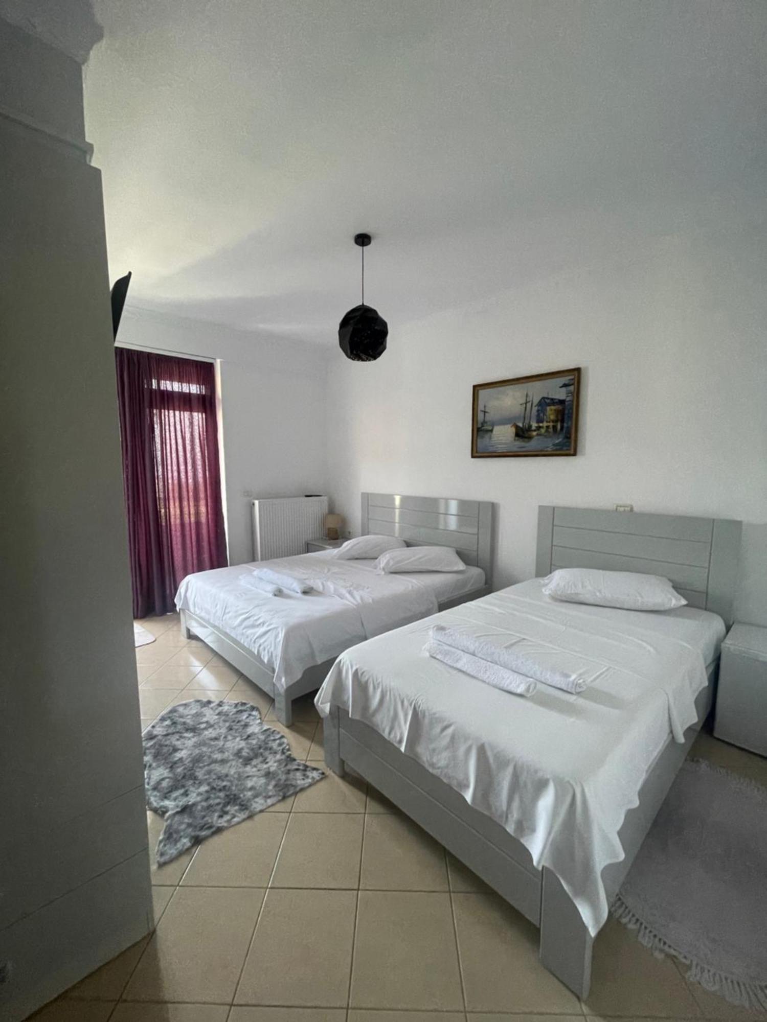 Hotel Vila Toska Piskupat Экстерьер фото