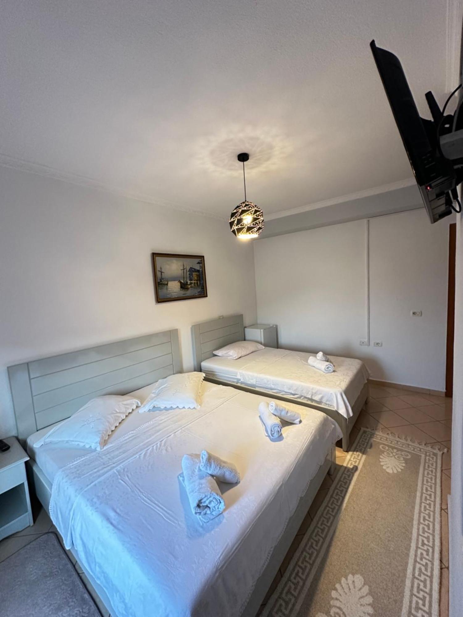 Hotel Vila Toska Piskupat Экстерьер фото